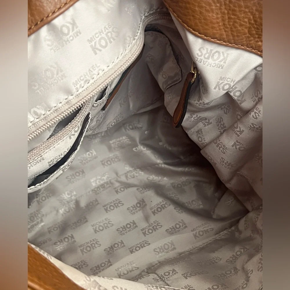 Michael Kors Pushlock brown Leather Hobo Shoulder Bag
